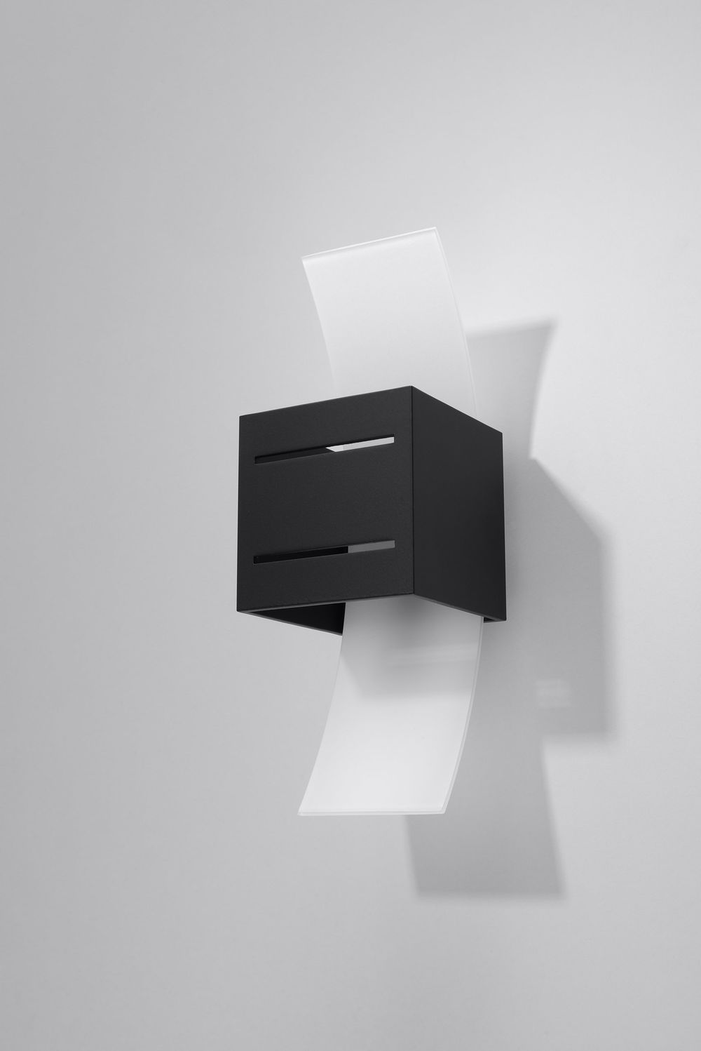 Modern Loft Design Wall Lamp - Black Square Shape - Up/Down - G9
