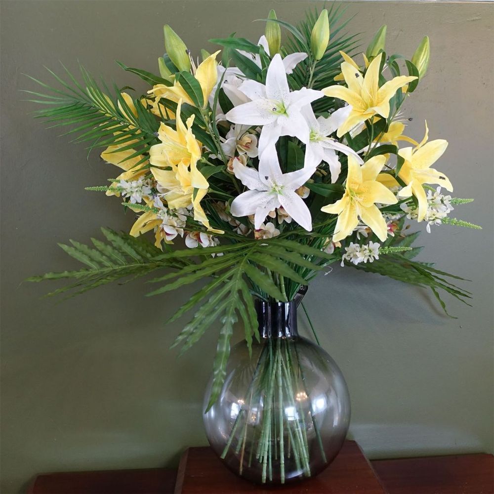 40cm Grey Smoke Glass Vase - Oversized Vase for Stunning Floral Displays