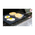 Non-Stick BBQ Grill Mat (40 x 33 cm) - Universal Barbeque Baking Oven Liners Reusable and Dishwasher Safe Indoor Outdoor BBQ Cooking Mats for Charcoal Electric Gas Grill Kitchen Ovens - Black