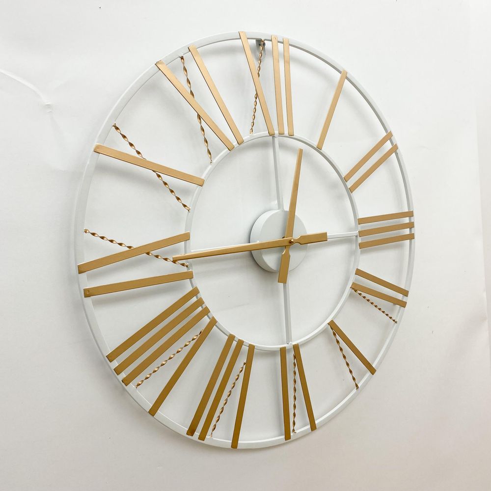 60CM Wall Clock - Stylish & Accurate - Free Shipping