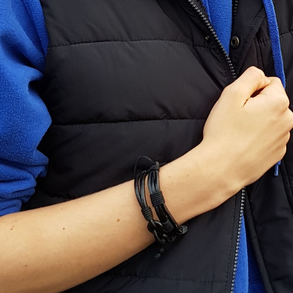 Leather Knot Bracelet - Men's Black Design - Adjustable Cord - Gift for Stylish Men