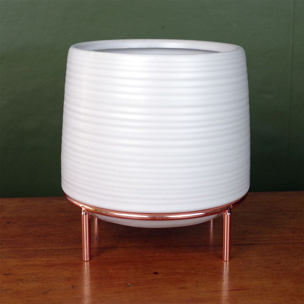 Elegant White Ceramic Planter w/ Metal Stand - Stylish Design!