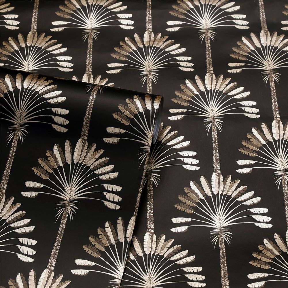 Black & Gold: & Attention to Detail