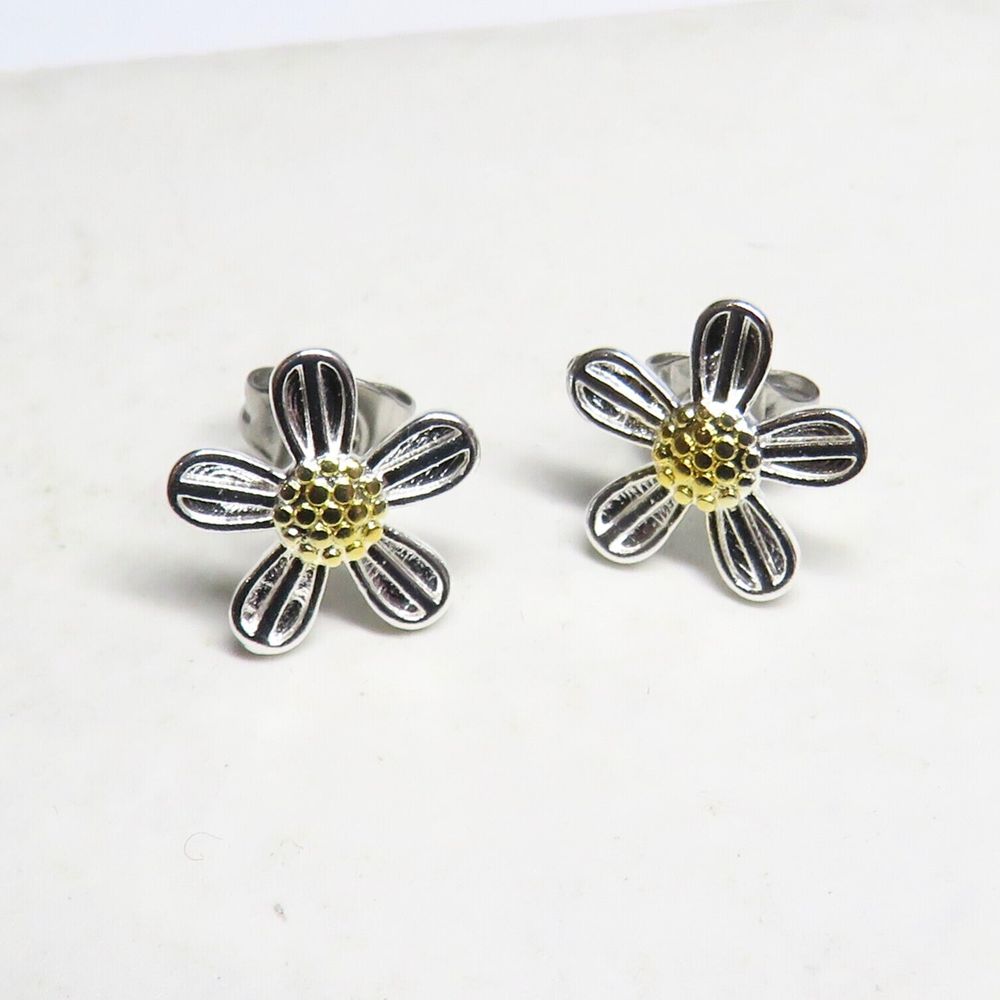 Silver Stud Earrings - Ideal Birthday or Christmas Gift