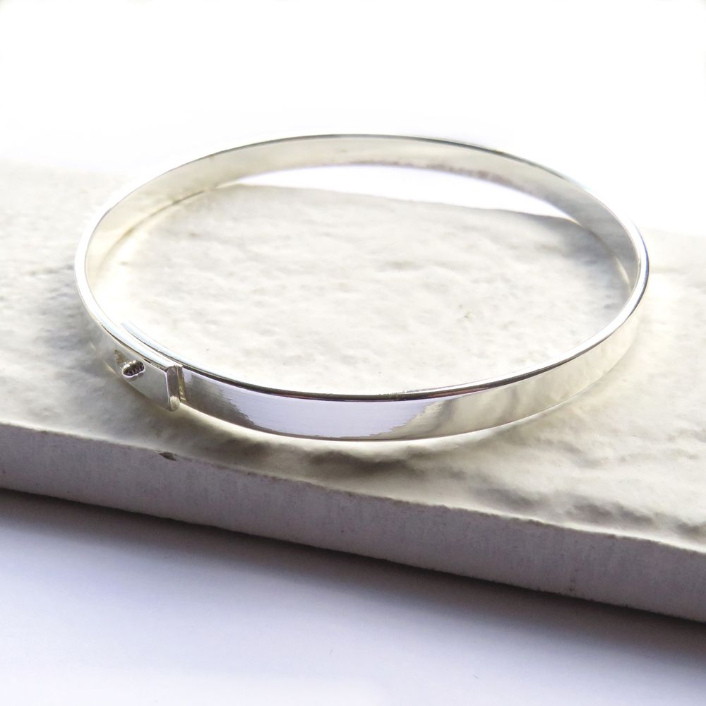 Stylish Silver Bangle - Gift for Her - Fast Shipping