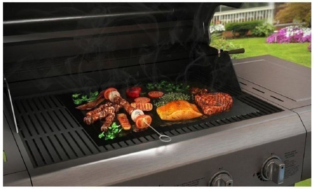 Non-Stick BBQ Grill Mat (40 x 33 cm) - Universal Barbeque Baking Oven Liners Reusable and Dishwasher Safe Indoor Outdoor BBQ Cooking Mats for Charcoal Electric Gas Grill Kitchen Ovens - Black 8pc