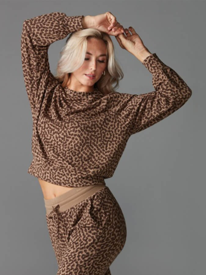 Tavi Ease Crew Women's Sweatshirt