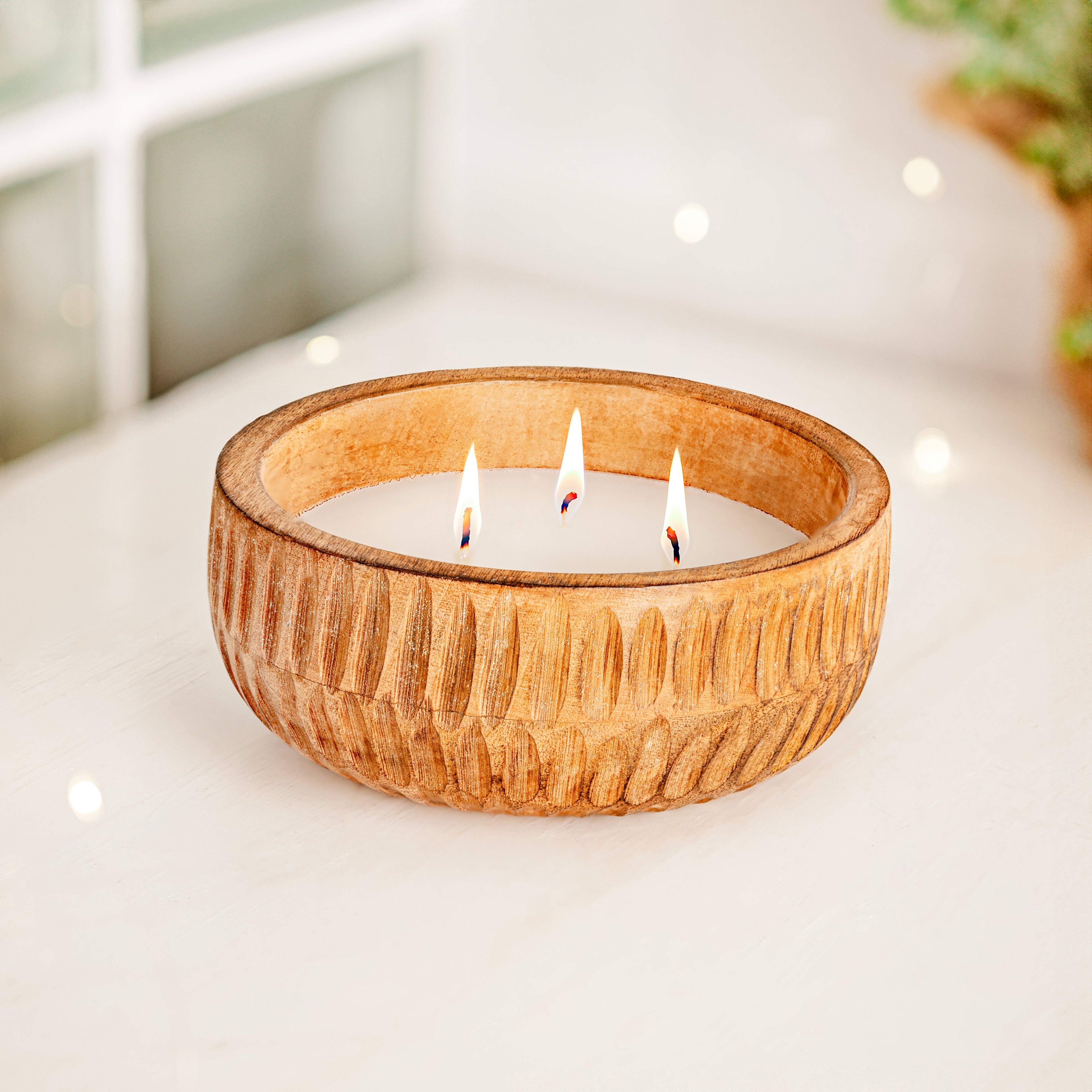 Large Apple Pie Scented Wooden Candle Round Autumn Décor 13cm