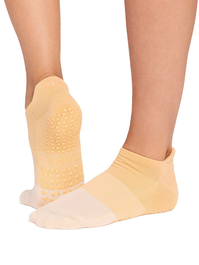 Tavi Savvy Grip Socks